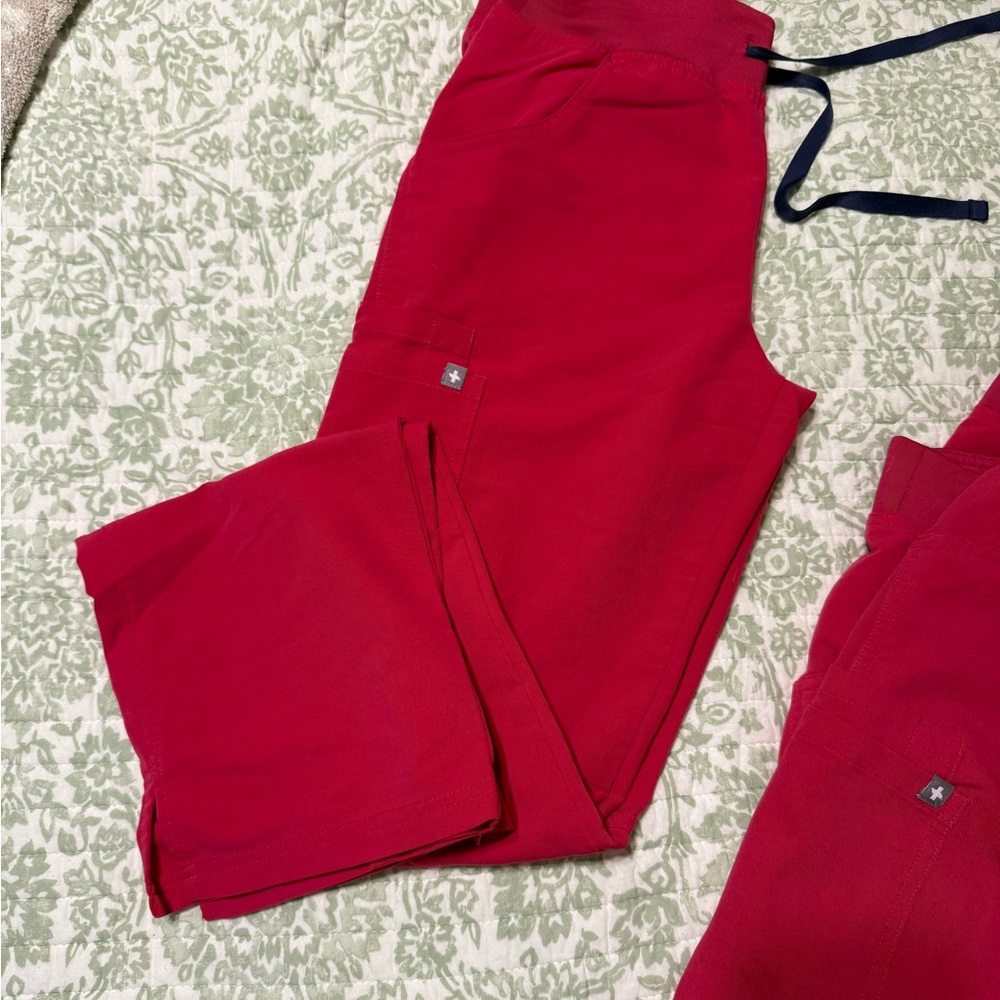 FIGS ultra rose XS TALL Kade cargo scrub pants